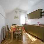 Berghi And Апарт-отель Краньска Гора