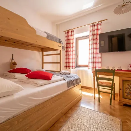Aparthotel Berghi And