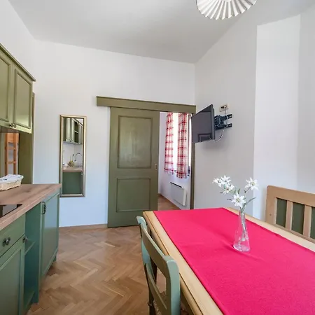 Aparthotel Berghi And