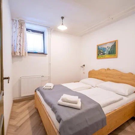 Aparthotel Berghi And
