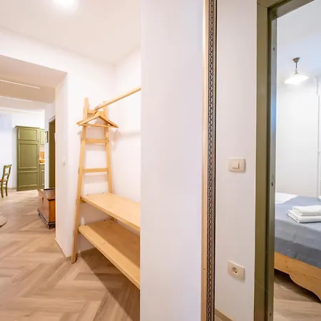 Berghi And Aparthotel 3*