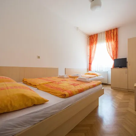 Aparthotel Berghi Hotel&apartments