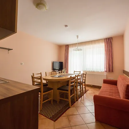 Aparthotel Berghi Hotel&apartments 3*