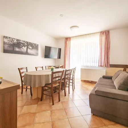 Berghi Hotel&apartments Aparthotel 3*