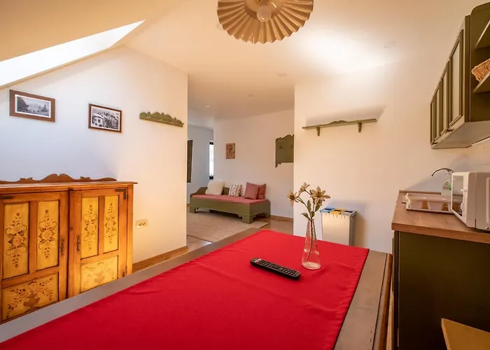 Berghi Hotel&apartments 3*