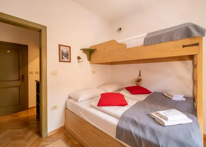 Berghi Hotel&apartments 3*