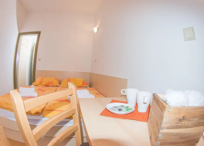 Berghi Hotel&apartments 3*