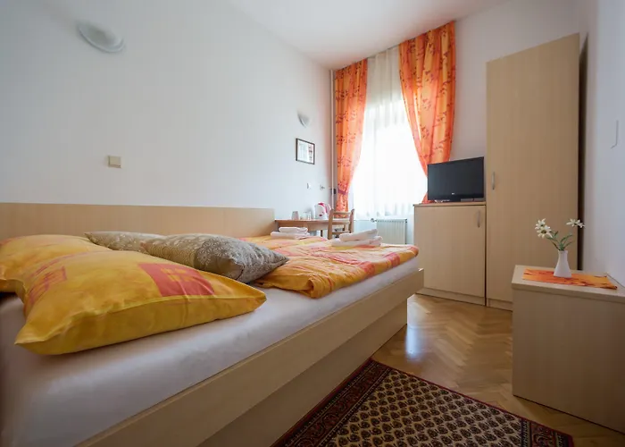 شقة فندقية Berghi And