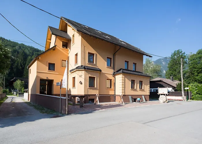 Berghi Hotel&apartments