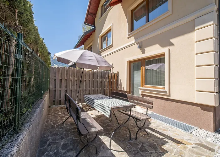 Berghi And شقة فندقية