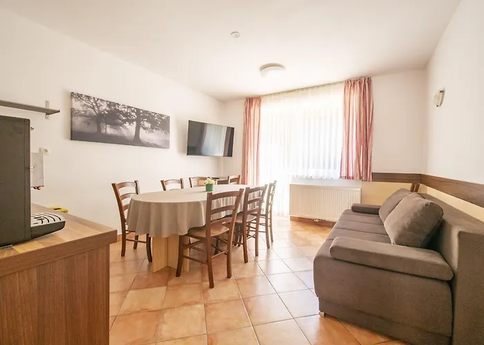 Berghi And Aparthotel 3*